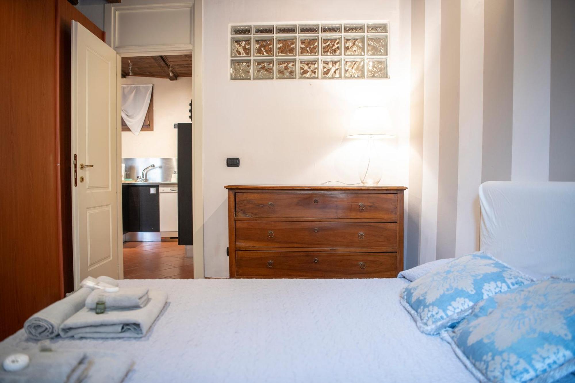 Ai Piedi Del Castello / 4Pl / Apt. Full Βερόνα Εξωτερικό φωτογραφία
