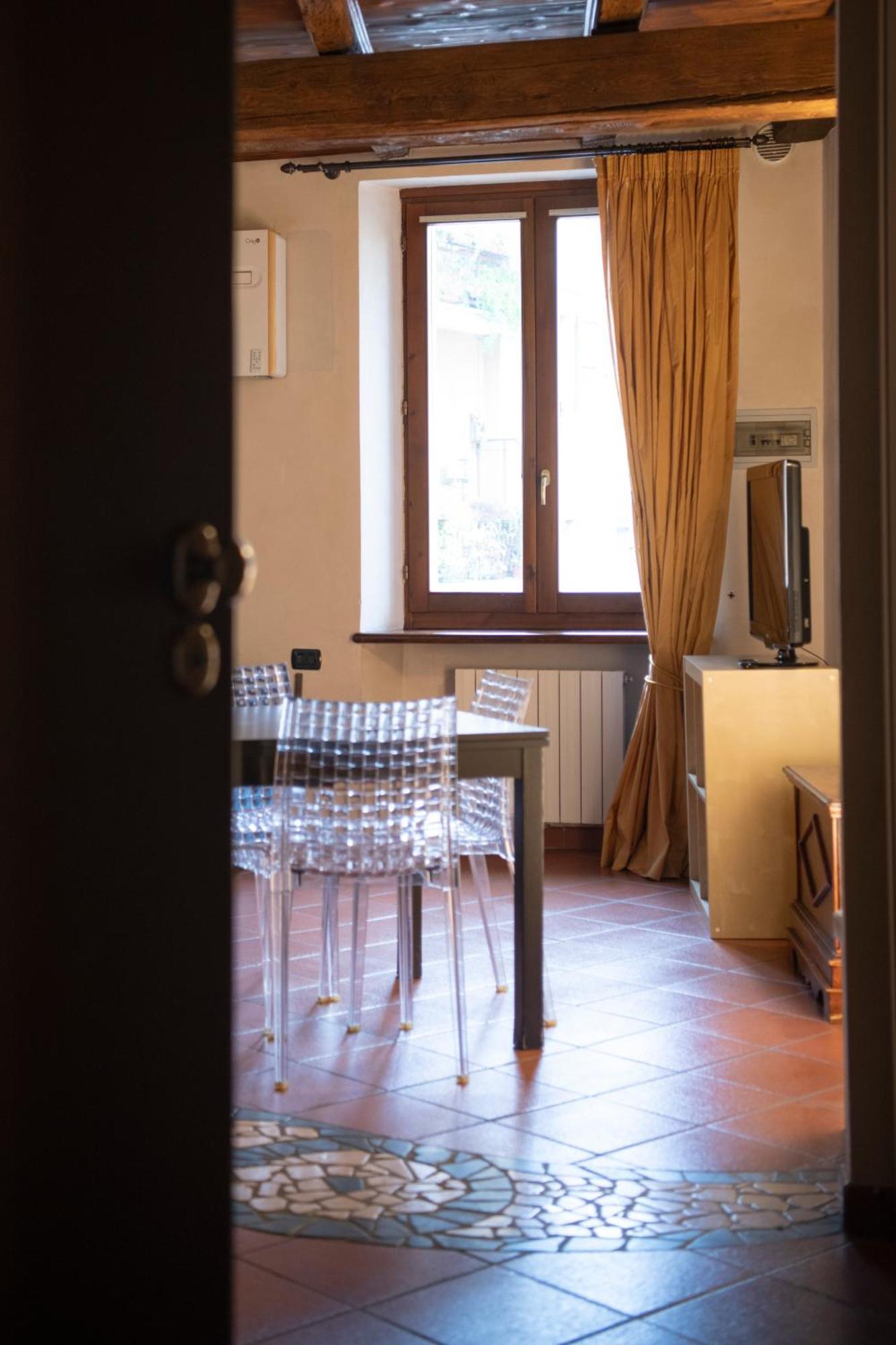 Ai Piedi Del Castello / 4Pl / Apt. Full Βερόνα Εξωτερικό φωτογραφία
