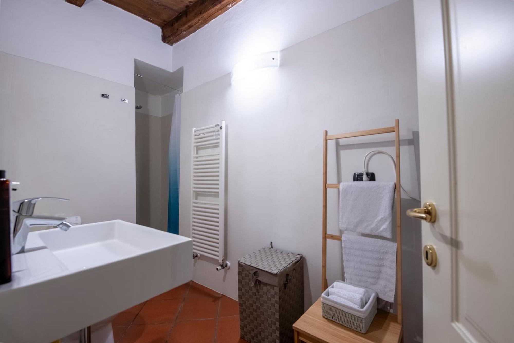 Ai Piedi Del Castello / 4Pl / Apt. Full Βερόνα Εξωτερικό φωτογραφία