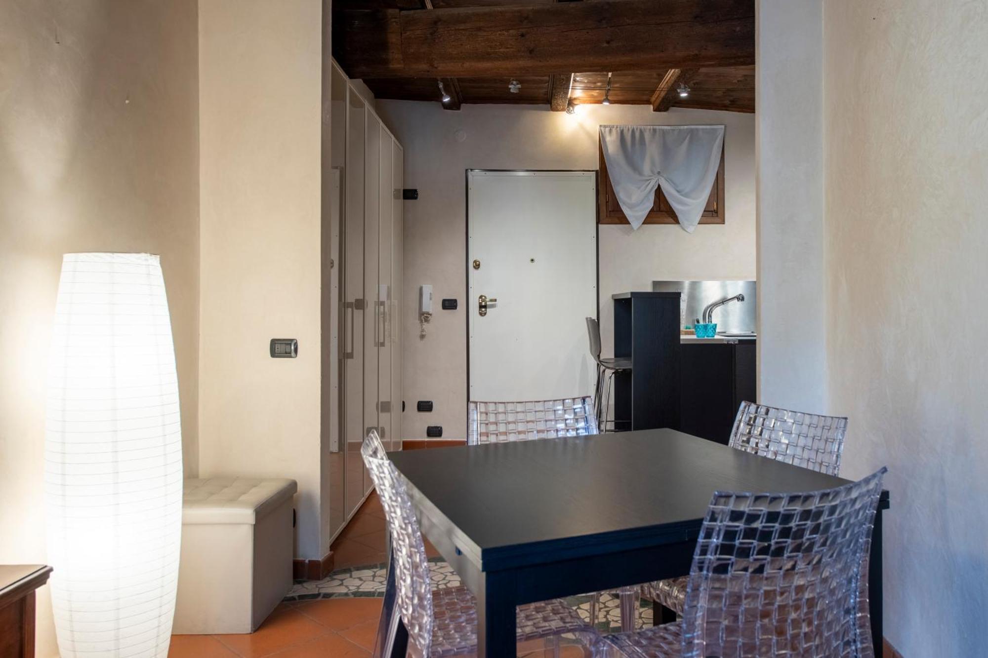 Ai Piedi Del Castello / 4Pl / Apt. Full Βερόνα Εξωτερικό φωτογραφία